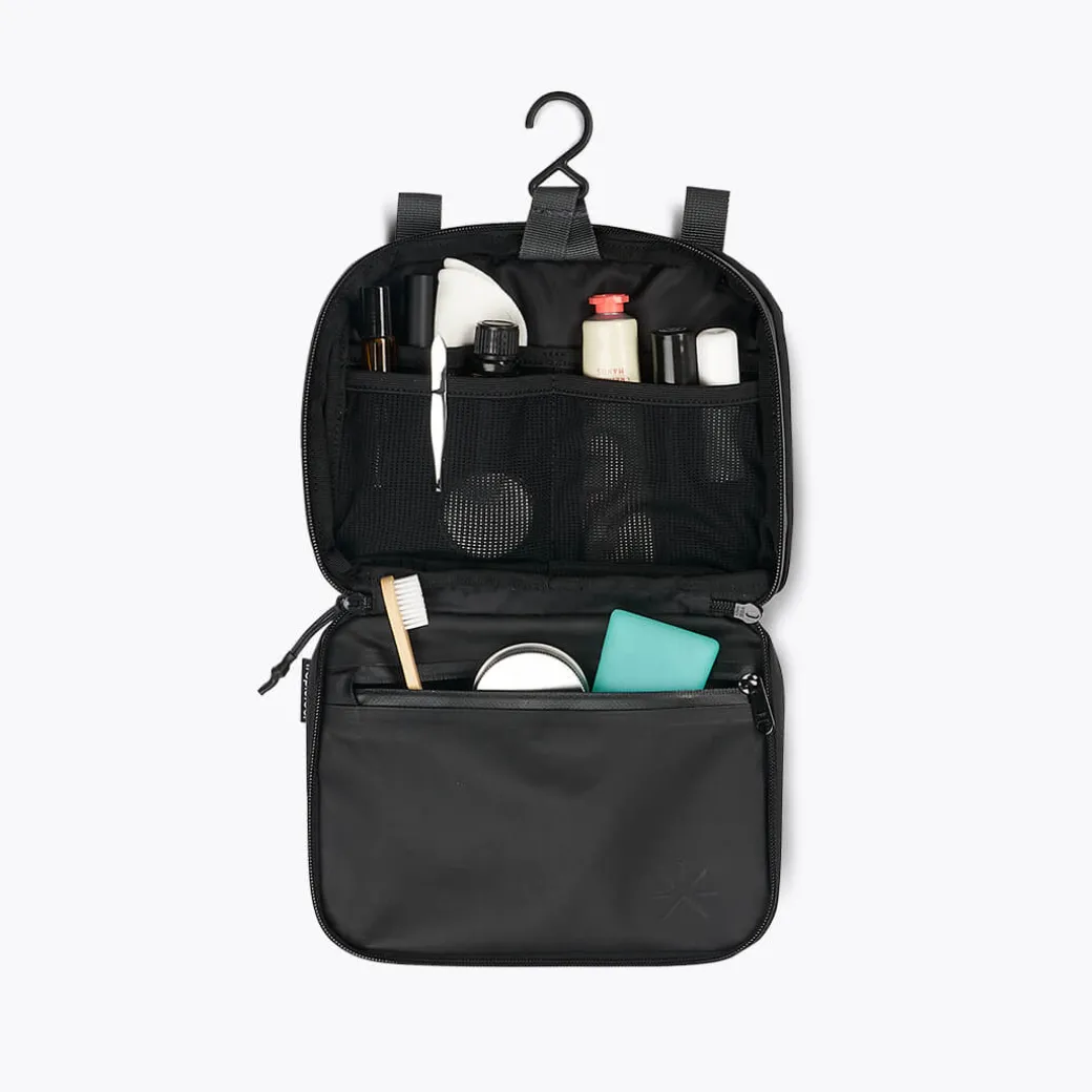 FidLock® Toiletry